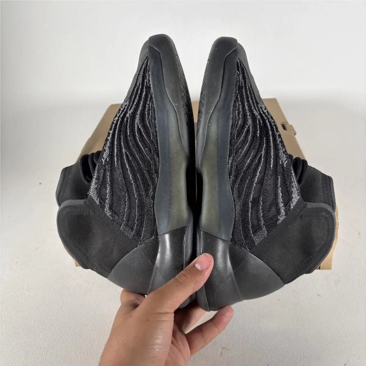 Adidas shoes - adidas Yeezy Quantum - Yeezy Quantum - GX1317 - Black 5