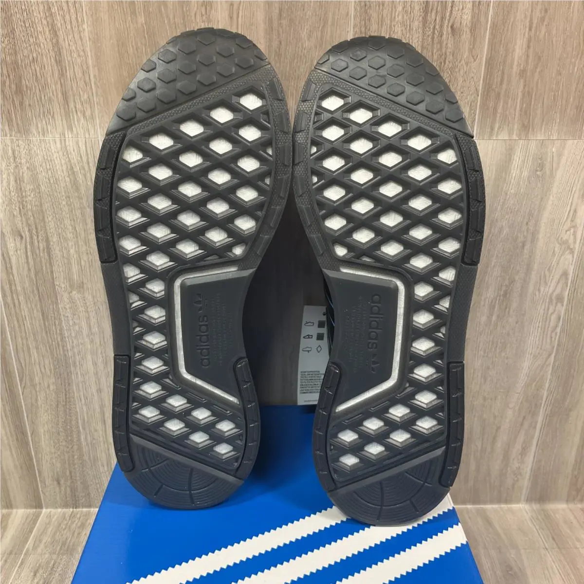 Adidas shoes - adidas NMD V3 - NMD - HQ6637 - Black 5