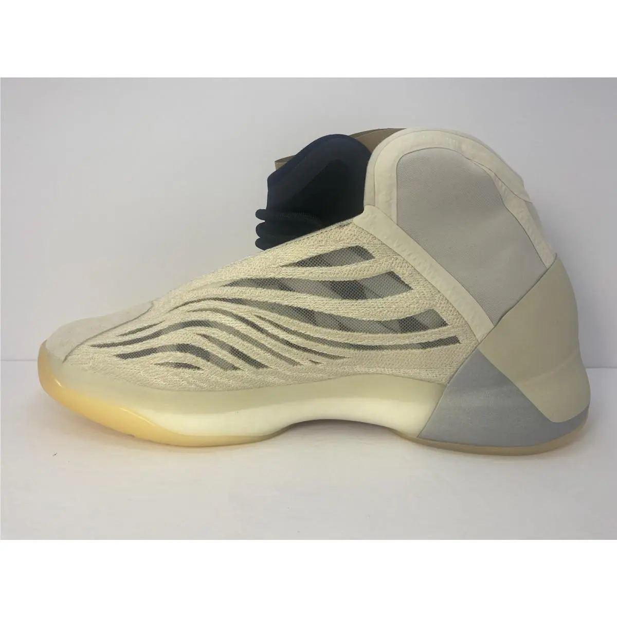 Adidas shoes - adidas Yeezy Quantum - Yeezy Quantum - HQ2085 - Ivory 7