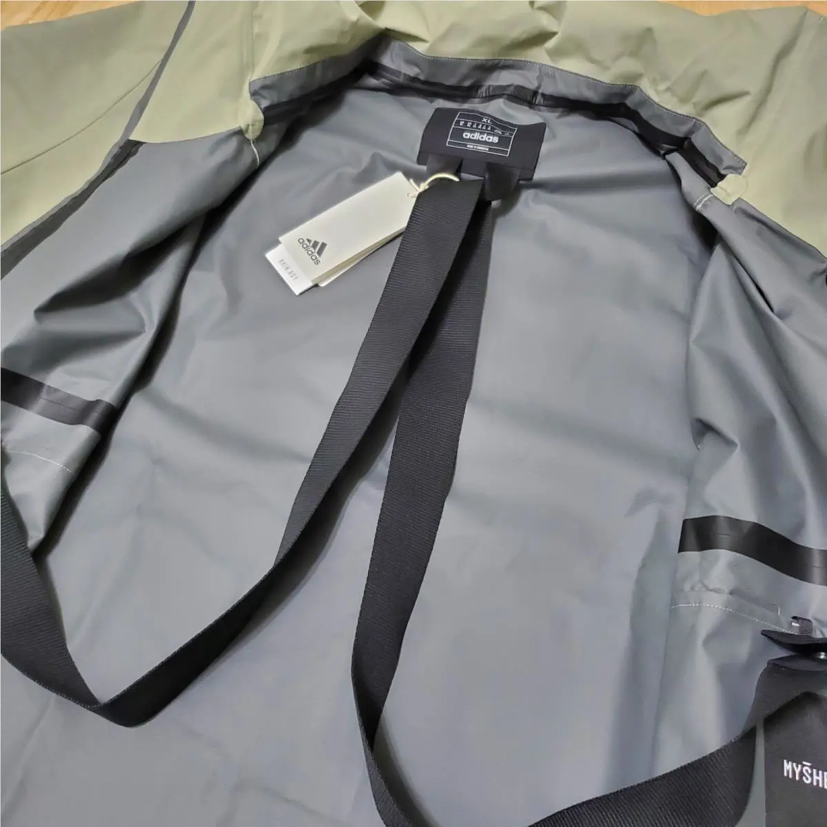 Adidas clothing - Myshelter - Myshelter - IP5571 - Green (UPC: 197610746272) 8
