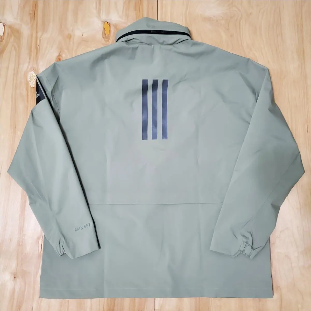 Adidas clothing - Myshelter - Myshelter - IP5571 - Green (UPC: 197610746272) 11