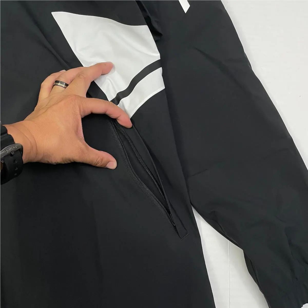 Adidas clothing - H21287 - H21287 - Black 4