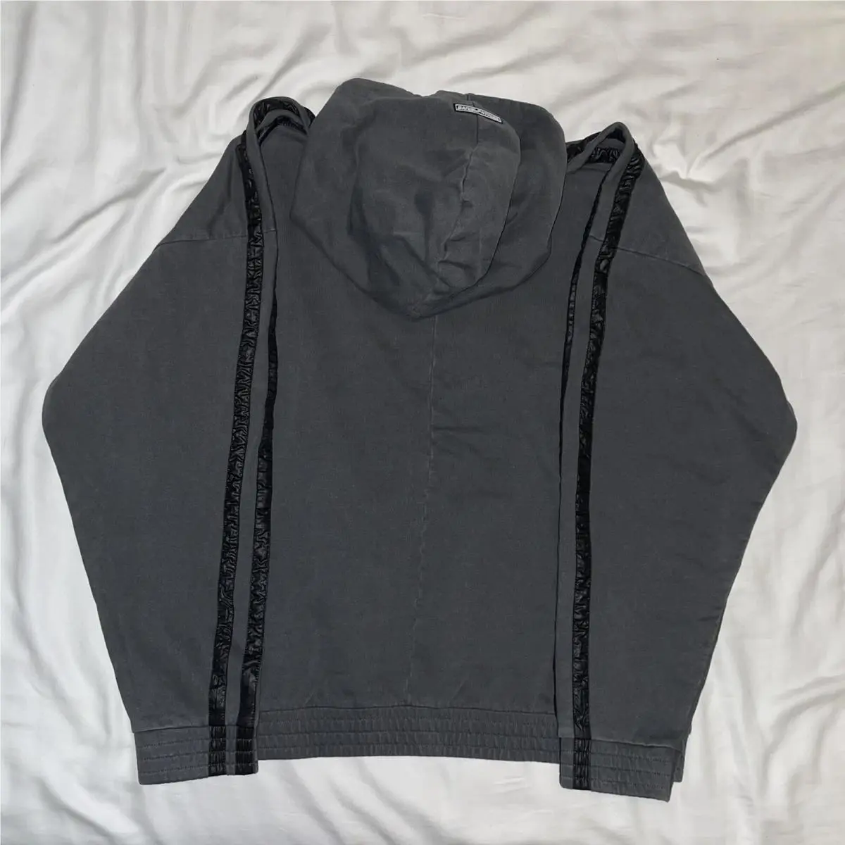 Adidas clothing - FR5635 - FR5635 - Gray (UPC: 0193106413918) 0