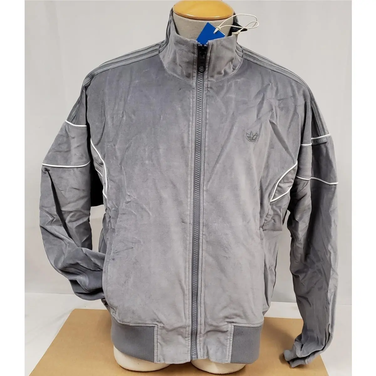 Adidas clothing - HM2336 - HM2336 - Gray 1