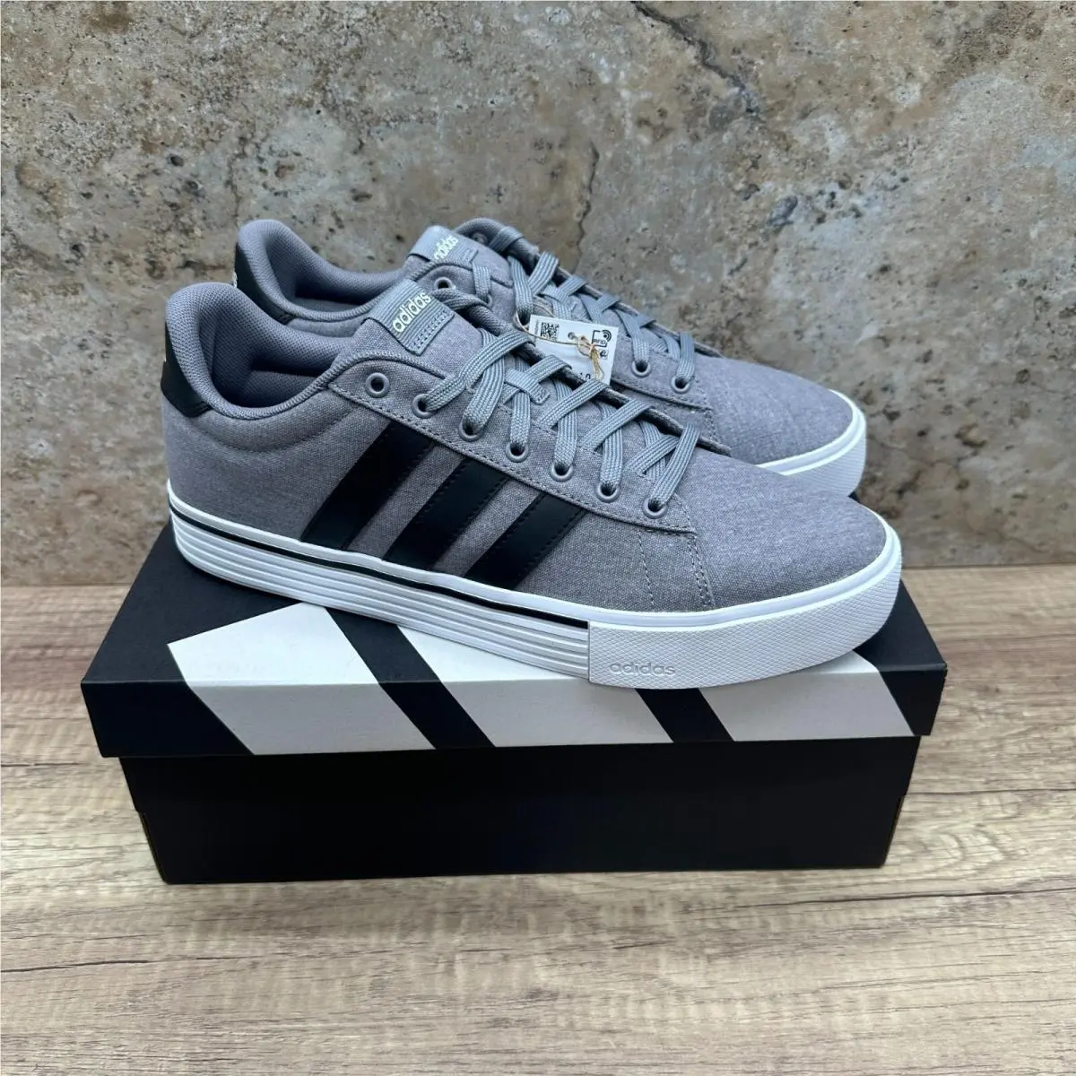 Adidas Sneakers Mens Size 11.5 Grey Daily 4.0 Athletic Shoes IF4493 Sportswear