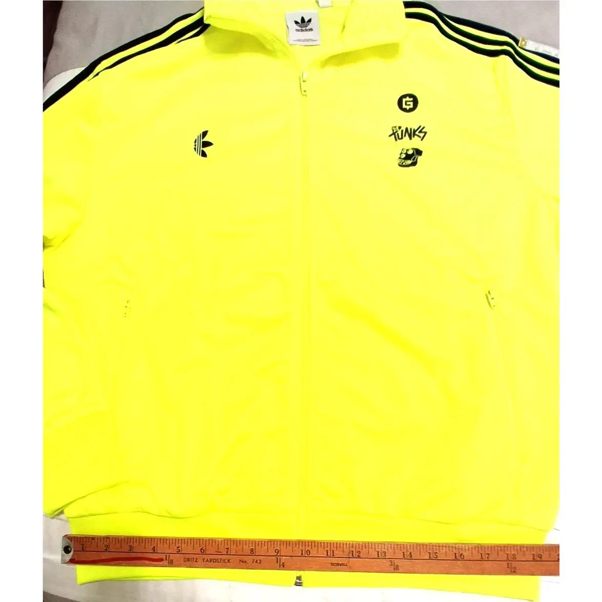 Adidas clothing - adidas Firebird - Firebird - HZ4528 - Yellow 15