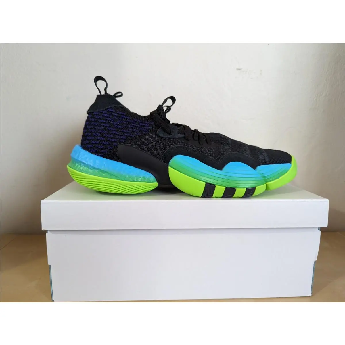 Trae Young 2.0 Men`s 10.5 Trae Tlien Basketball Shoes Low Black H06473 by Adidas