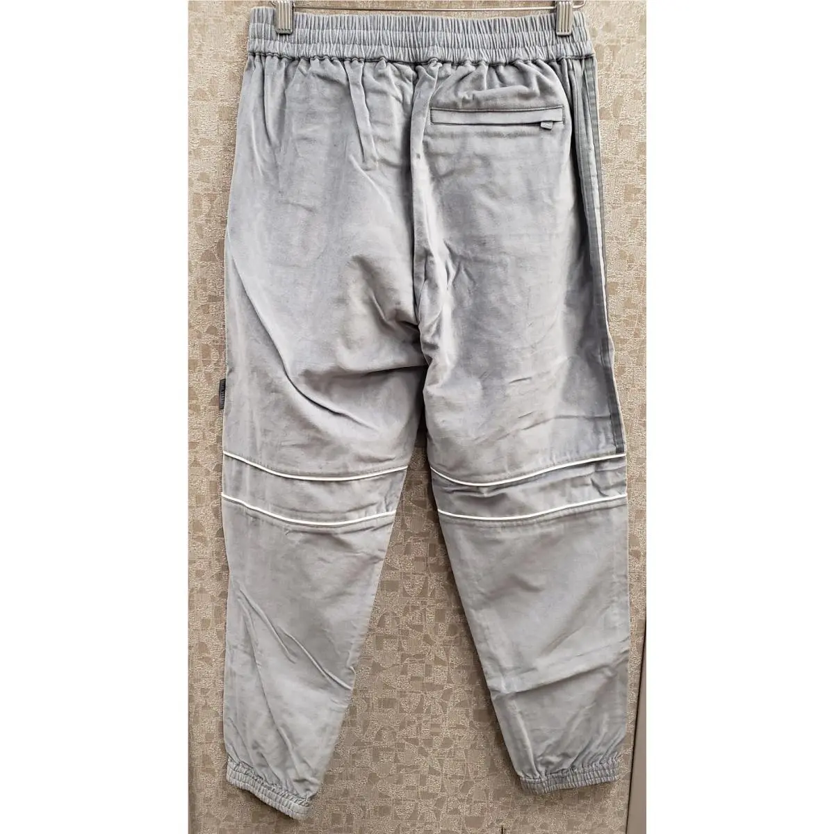 Adidas clothing - HM2339 - HM2339 - Gray 3