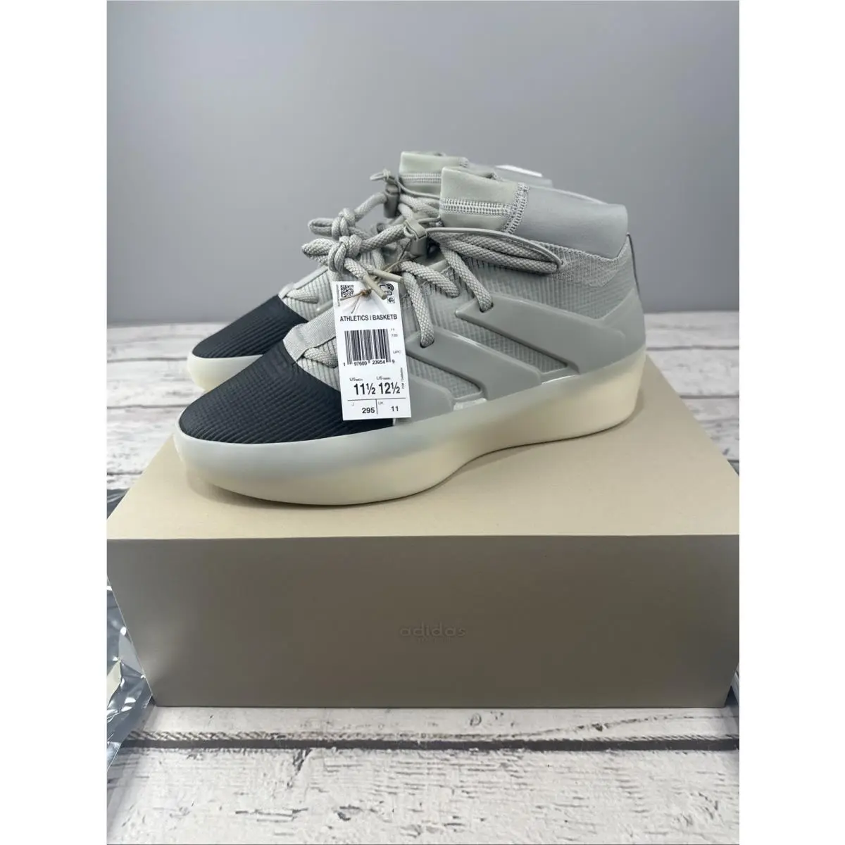 Adidas shoes - Fear of God Athletics x adidas I BASKETBALL - IE6188 - Gray, Manufacturer: Sesame/Carbon/Sesame 0