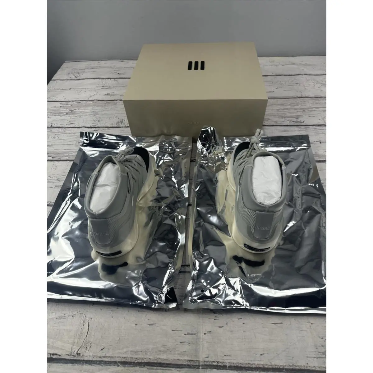 Adidas shoes - Fear of God Athletics x adidas I BASKETBALL - IE6188 - Gray, Manufacturer: Sesame/Carbon/Sesame 11