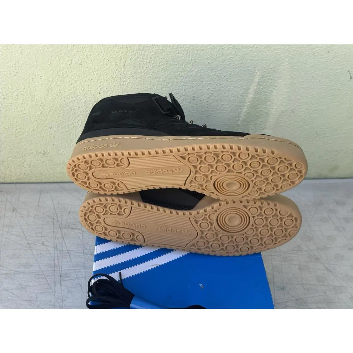 Adidas shoes - adidas Originals - Originals - GZ4620 - Black 3