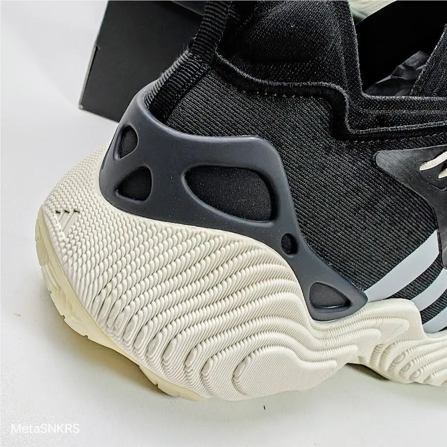 Adidas shoes - adidas Trae Young 3 - Trae Young - IE9362 - Black 11