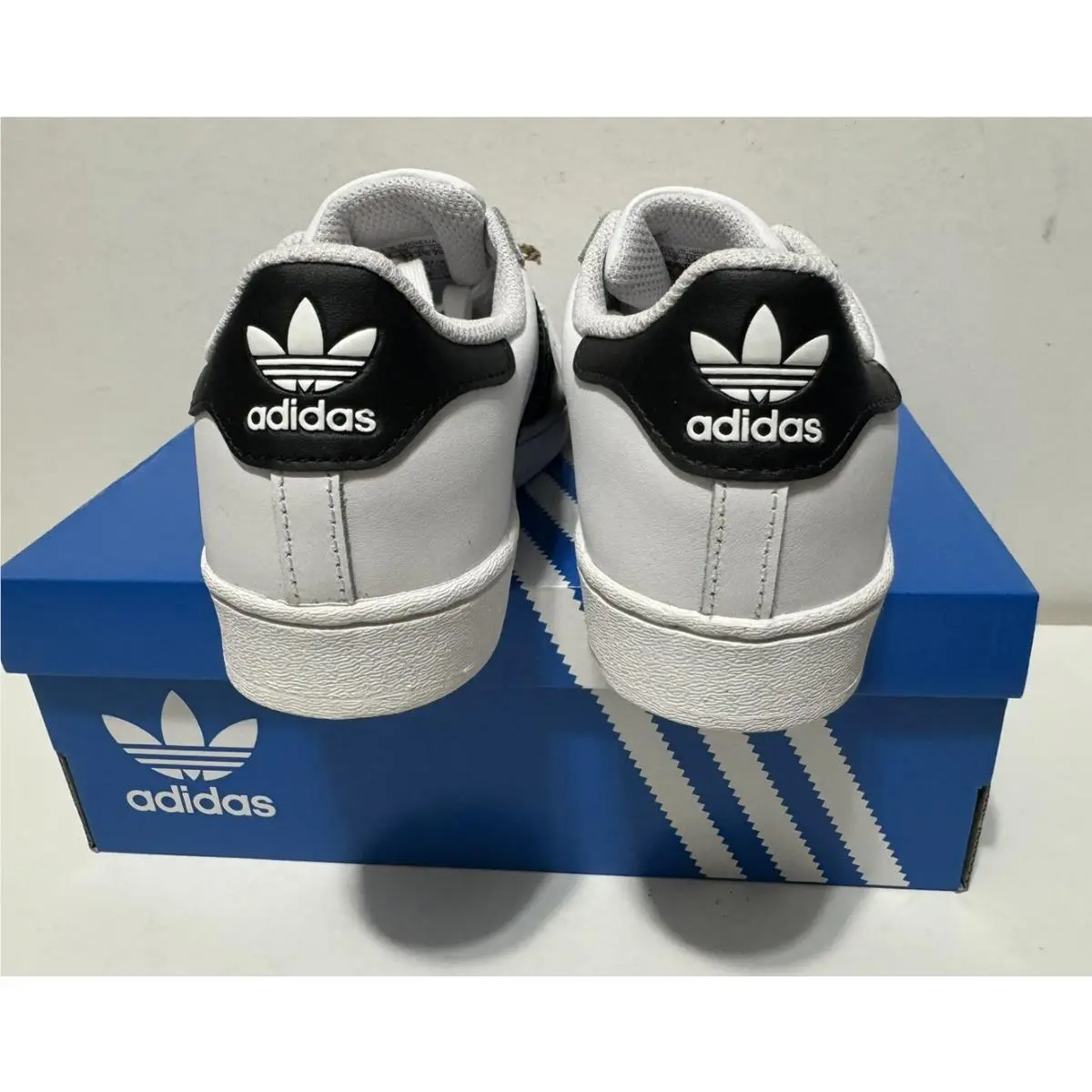 Adidas shoes - fu7714 - fu7714 - Cloud White/Core Black (UPC: 0193104462741) 1