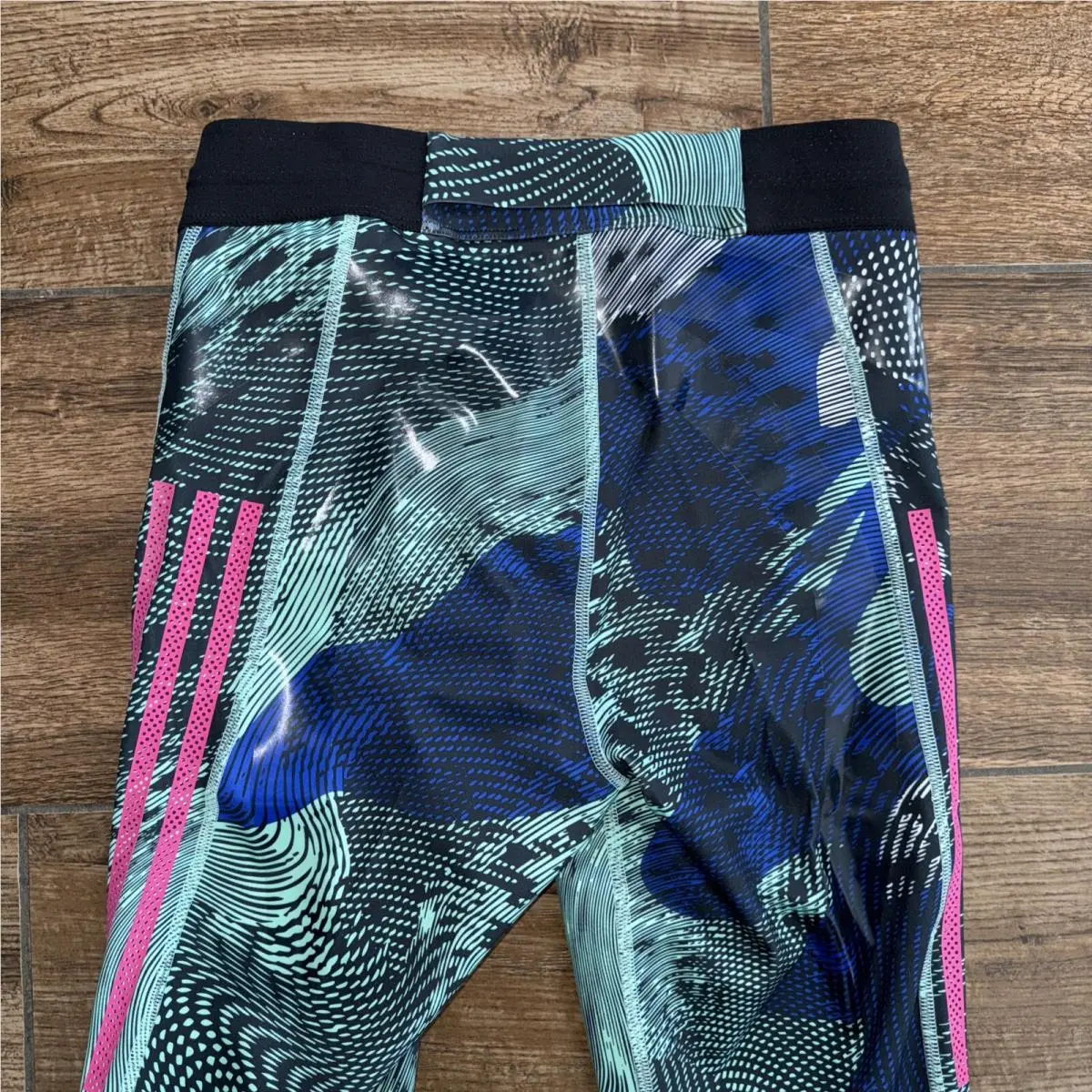 Adidas clothing - Adidas 2024 - HN8041 - Multicolor (UPC: 196460639710) 3