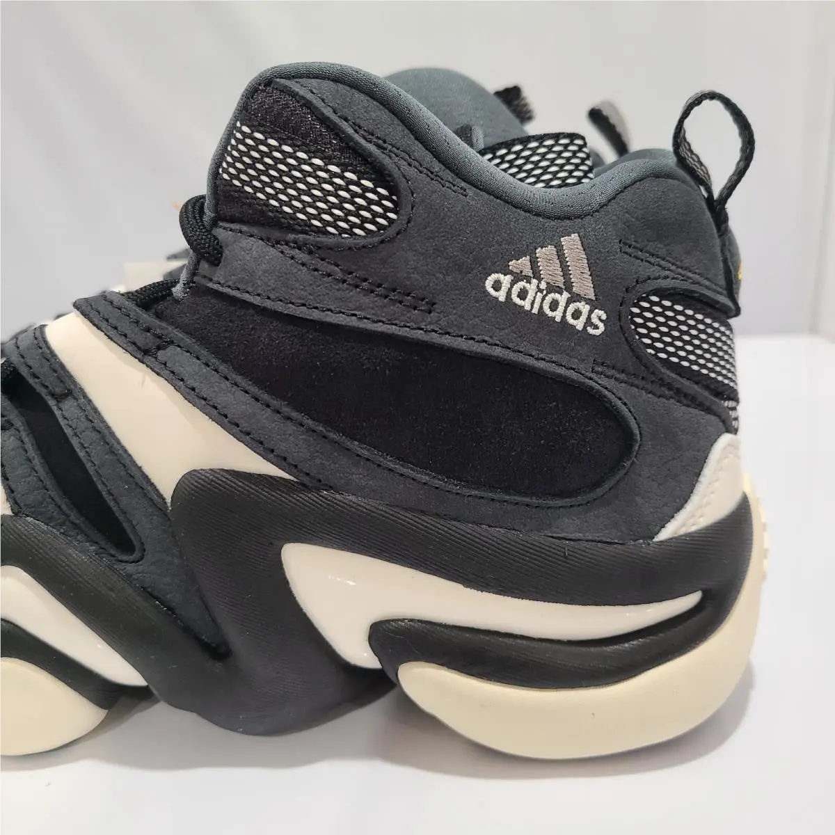 Adidas shoes - if2448 - if2448 - Core Black-Cloud White 2