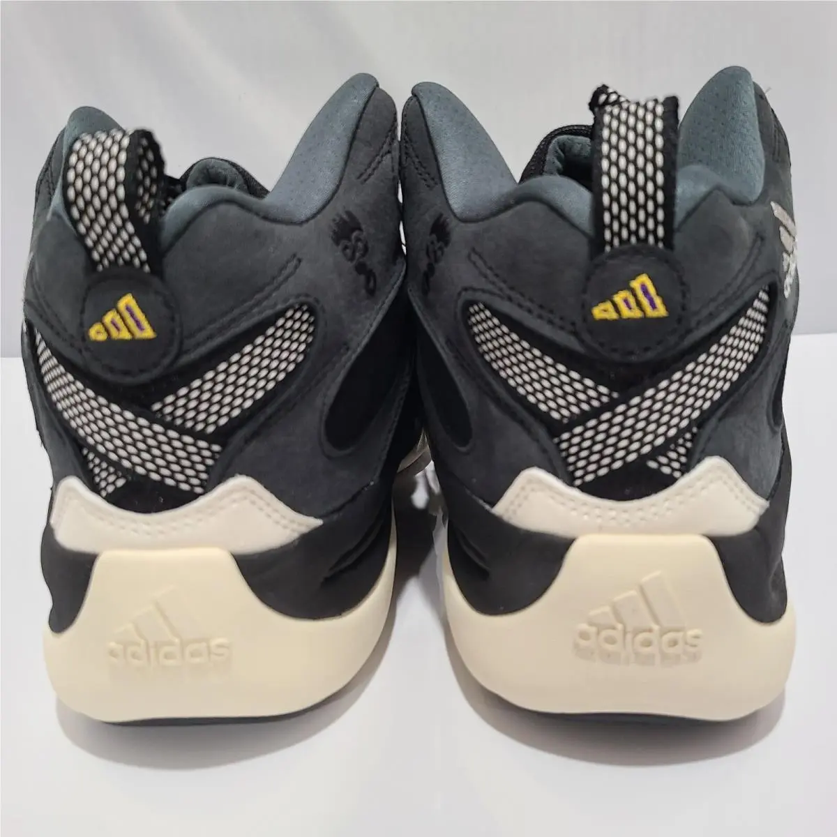 Adidas shoes - if2448 - if2448 - Core Black-Cloud White 3
