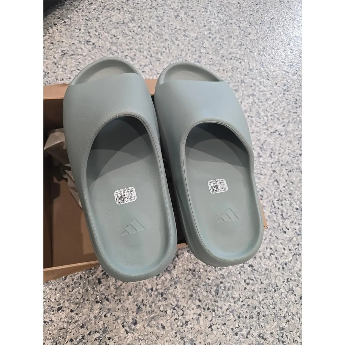 Adidas Yeezy Slide Salt - ID5480 - Size 11 - In Hand - Authenticated