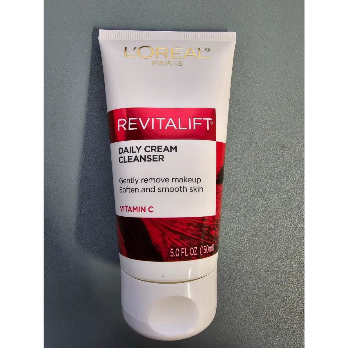 6 Pack L`oreal Paris Revitalift Radiant Smoothing Wet Facial Cream Cleanser 5 oz