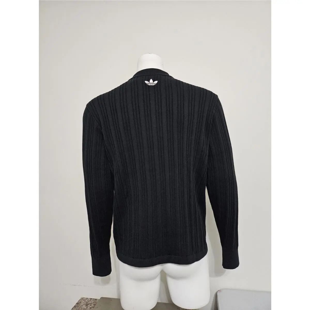 Adidas clothing - IC1406 - IC1406 - Black (UPC: 195749561643) 1