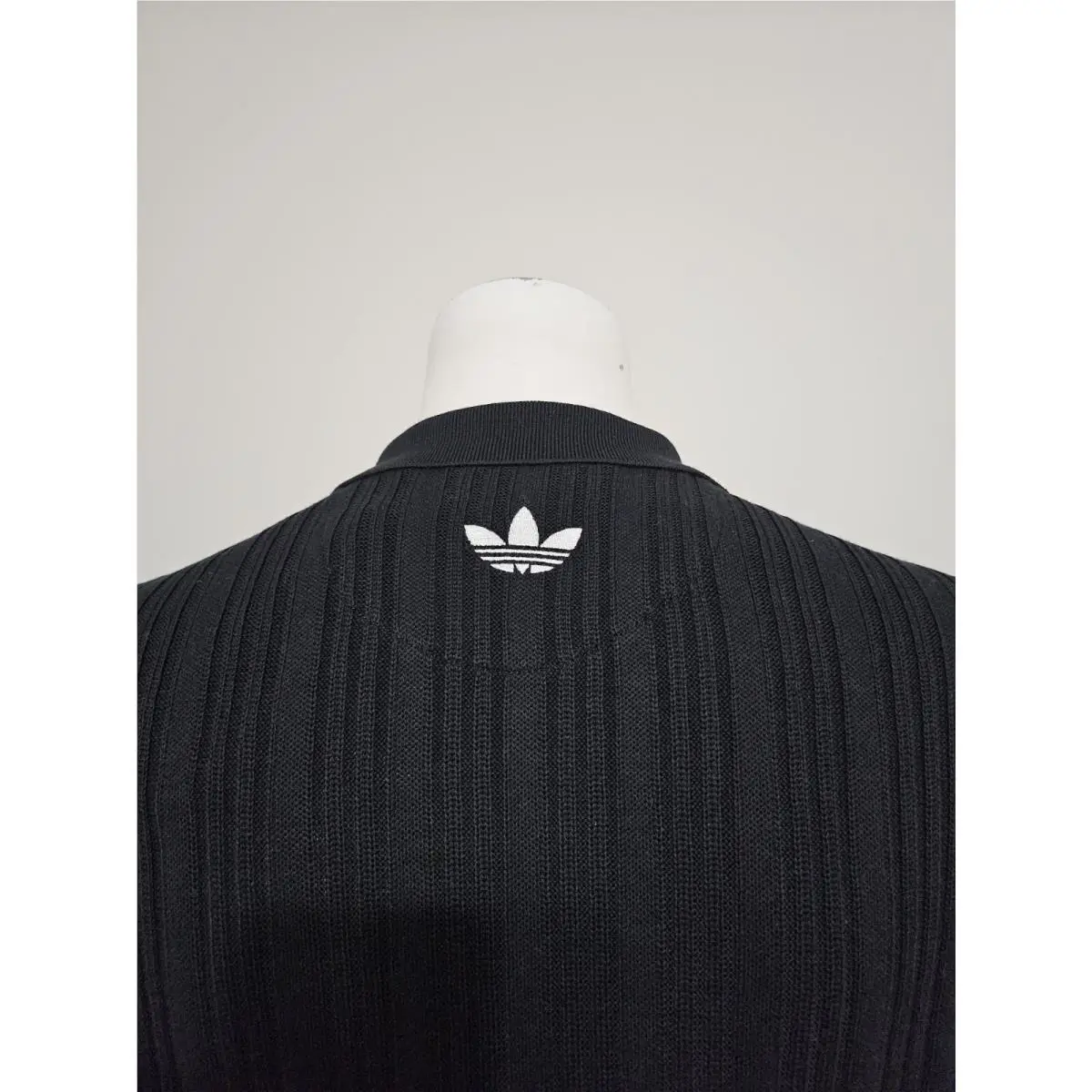 Adidas clothing - IC1406 - IC1406 - Black (UPC: 195749561643) 2