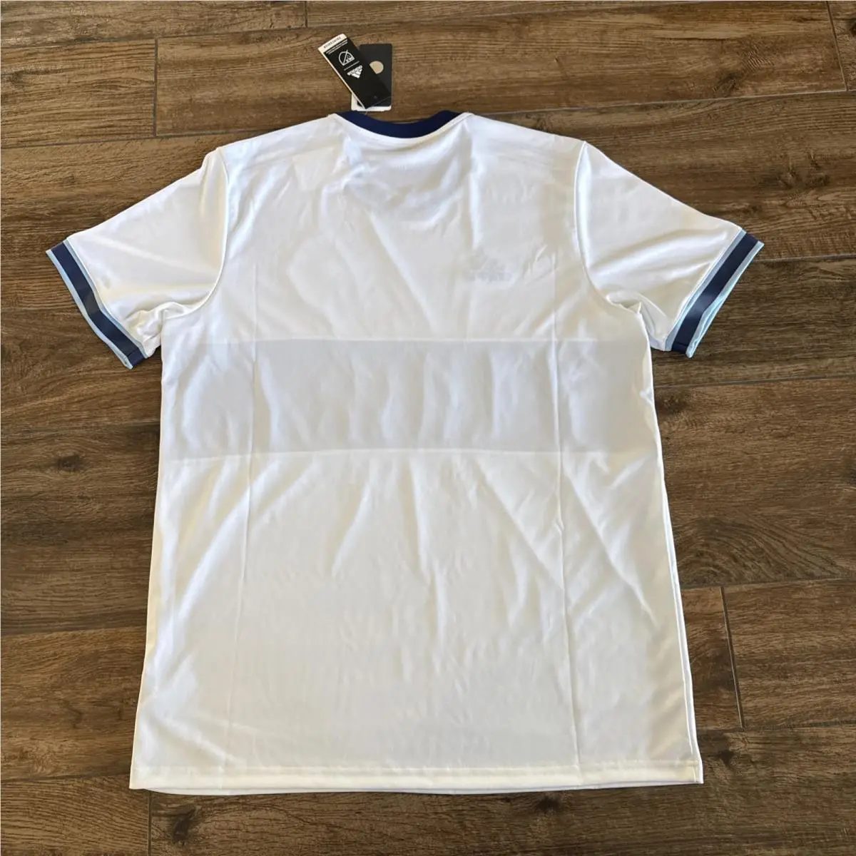 Adidas clothing - JJY75 - GI6411 - White 10