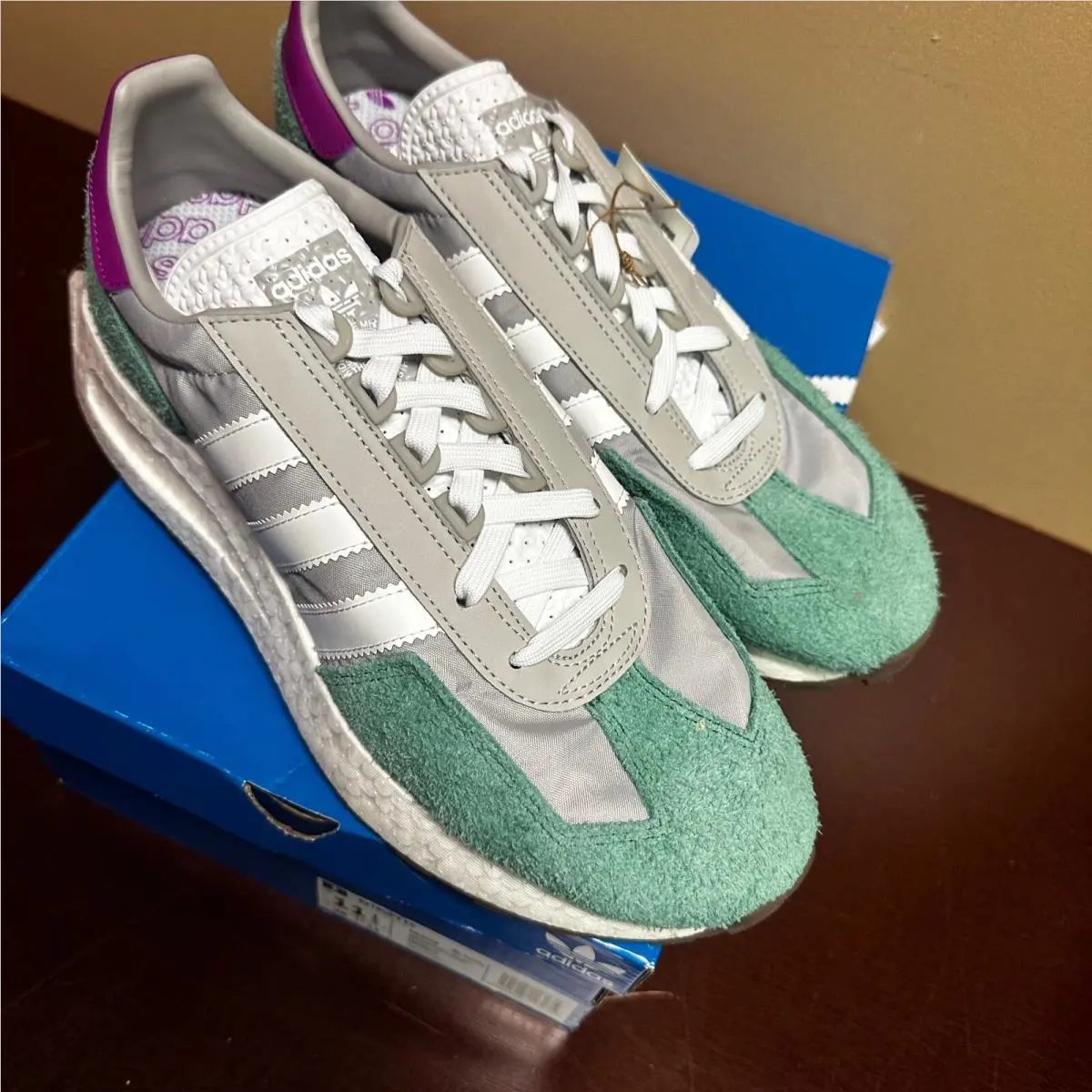 Adidas shoes - adidas Retropy - Retropy - H03076 - Multicolor (UPC: 191985043431) 0