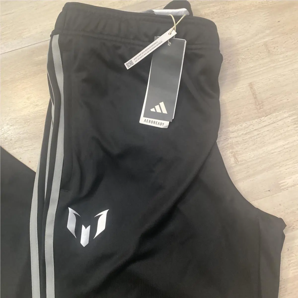 Adidas clothing - HR4352 - HR4352 - Black (UPC: 195745495362) 0