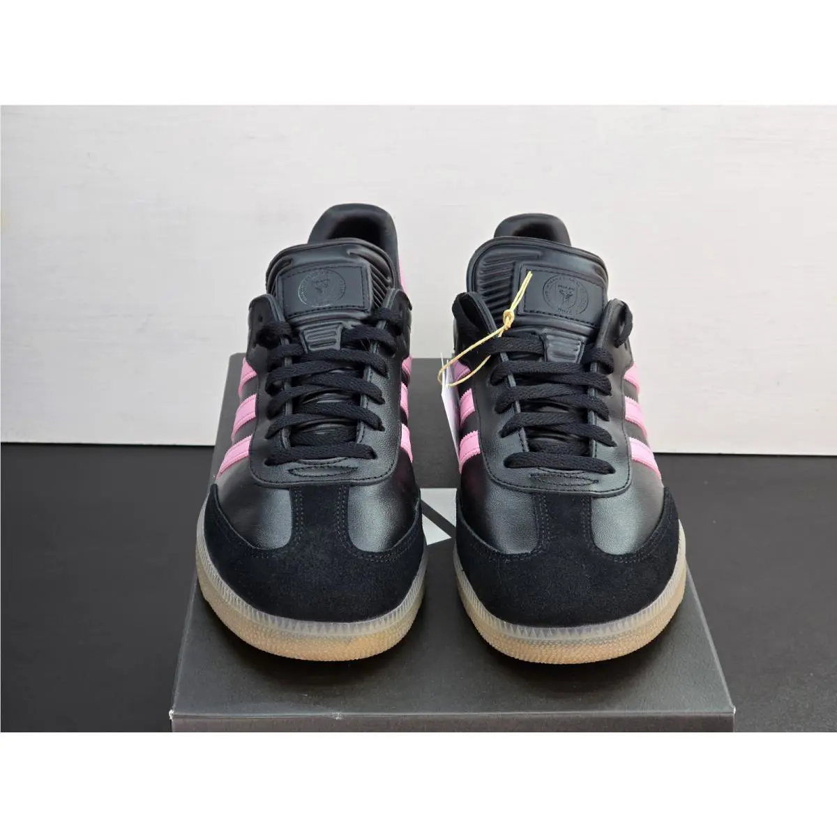 Adidas shoes - adidas Samba - Samba - IH8157 - Black, Manufacturer: Core Black/Light Pink/Gum 3