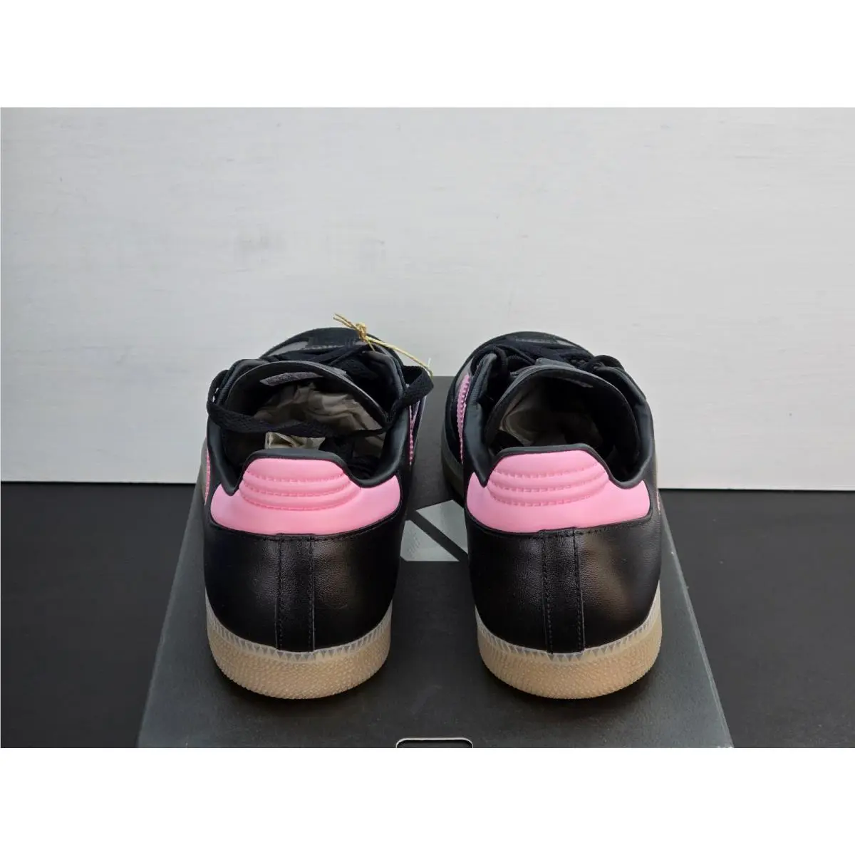 Adidas shoes - adidas Samba - Samba - IH8157 - Black, Manufacturer: Core Black/Light Pink/Gum 4