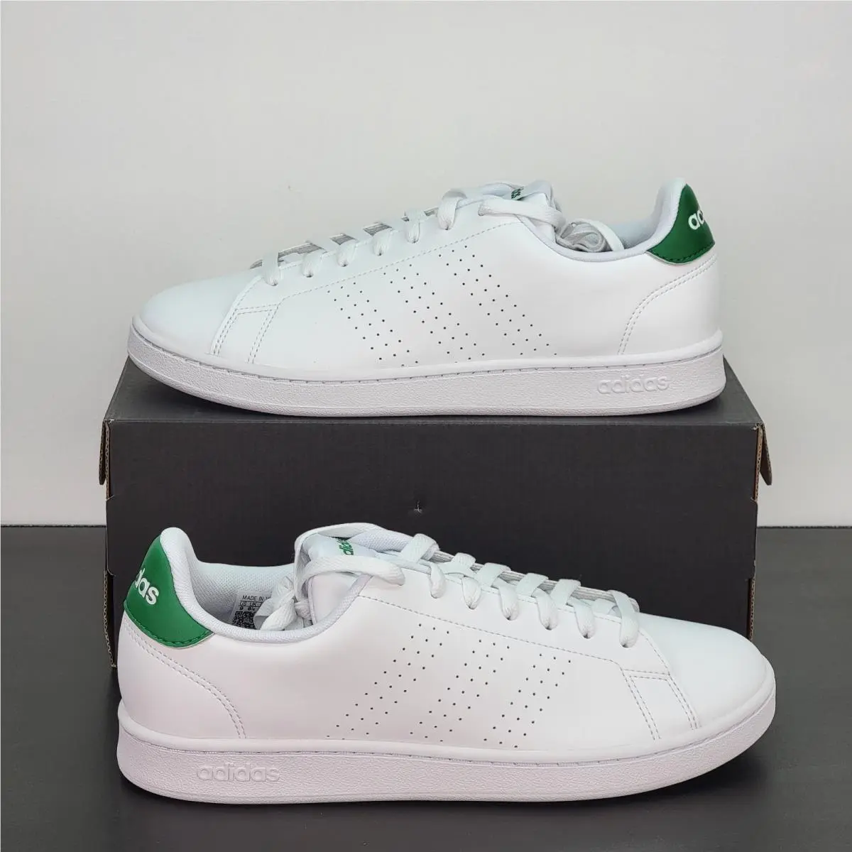 Adidas Advantage Men`s Size 9 Athletic Shoes White Green Casual Sneakers - White