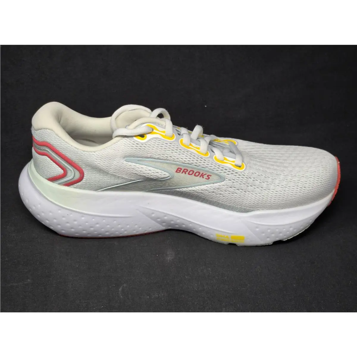 Brooks shoes - Brooks Glycerin 21 - Glycerin - 1204081B167 - White 13