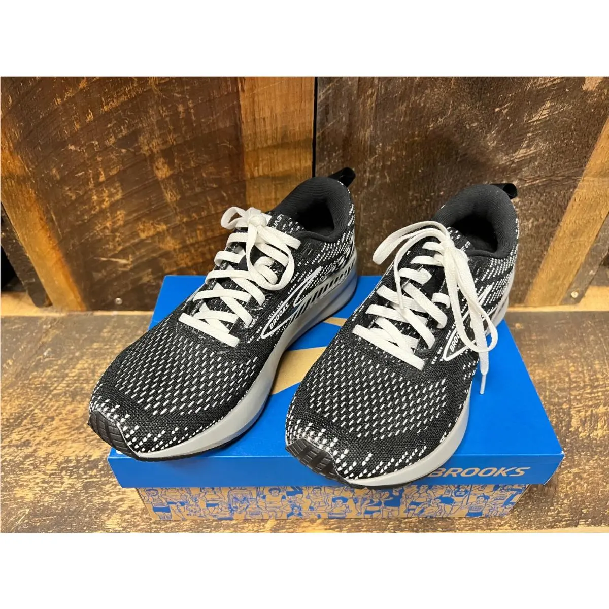 Brooks shoes - Brooks Levitate - Levitate - 120358-1B-090 - Black 4