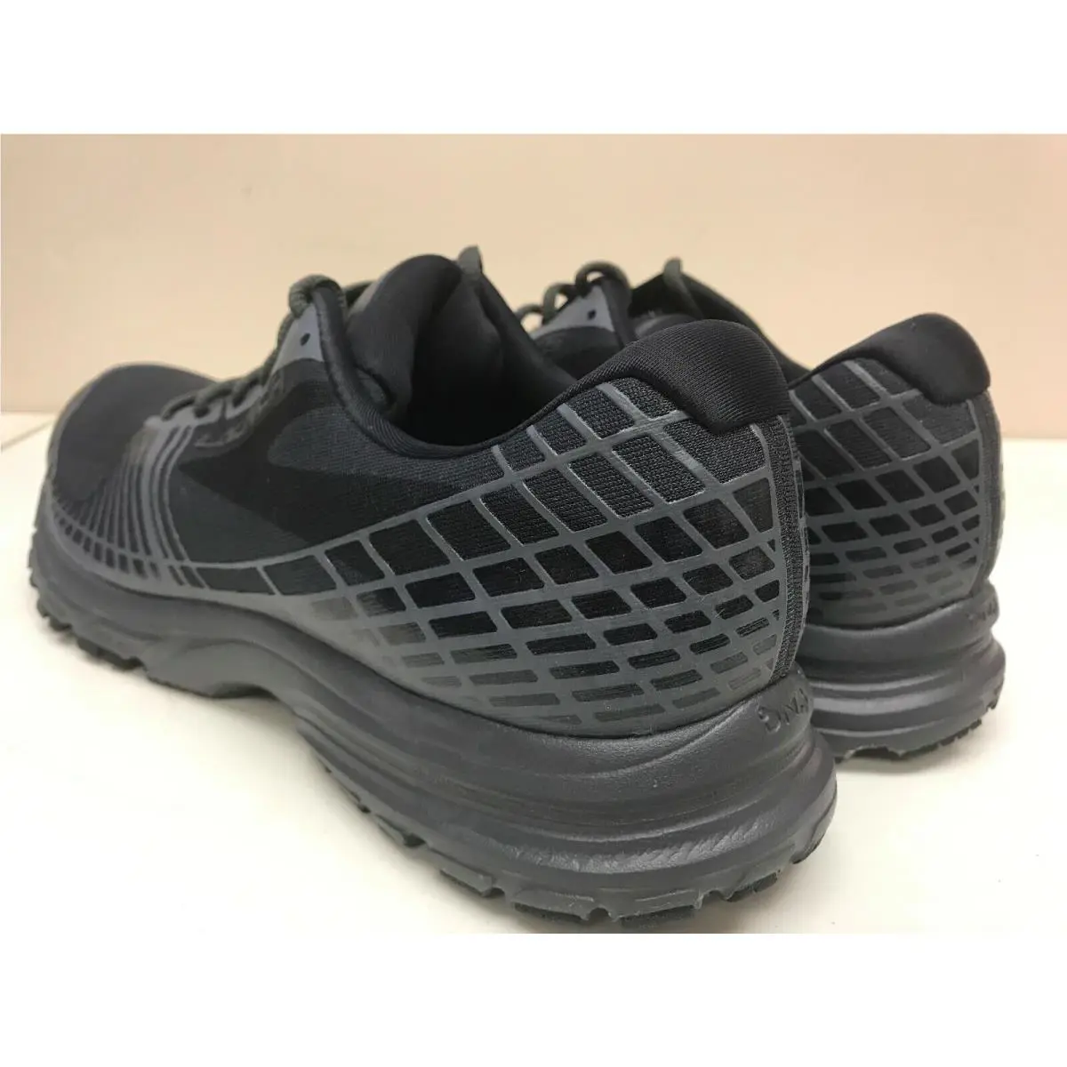 Brooks shoes - Black 1