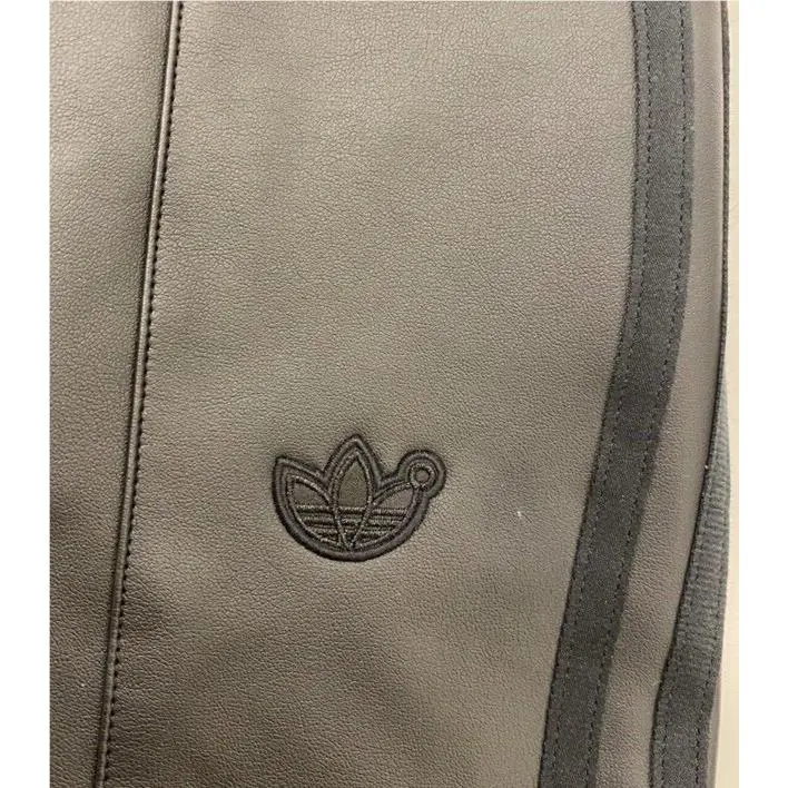Adidas clothing - Black 10