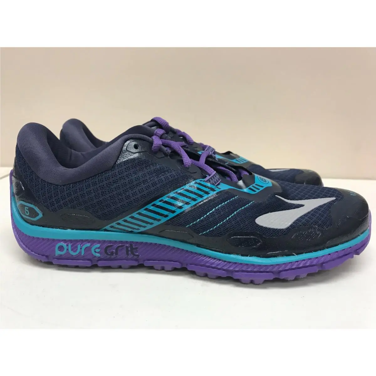 Brooks shoes - Purple 2