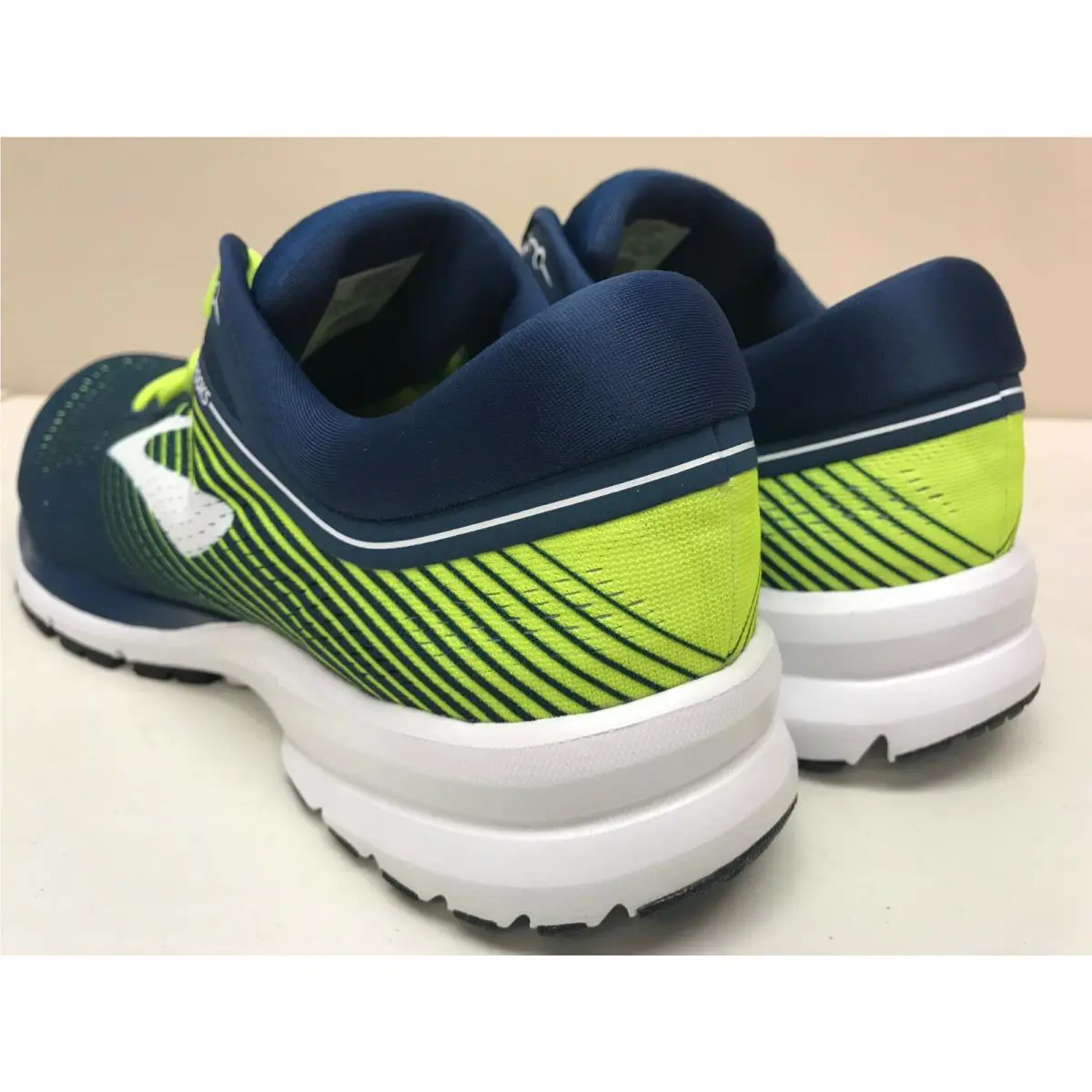 Brooks shoes - Blue 4