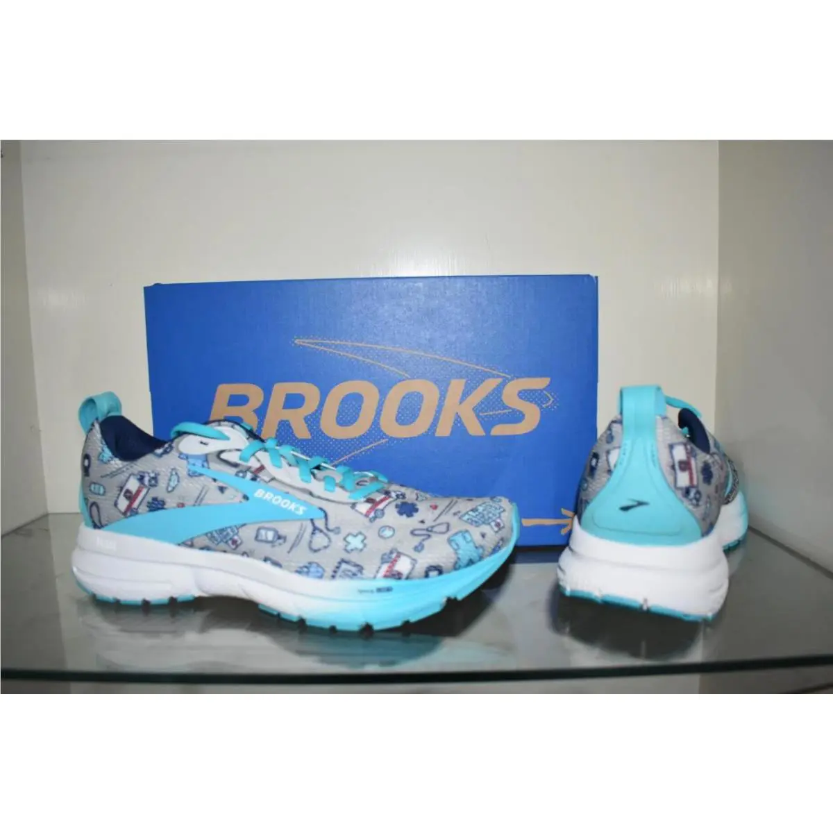 Brooks shoes - Brooks Trace 4 - Trace - 120441 1B 052 - Gray 1