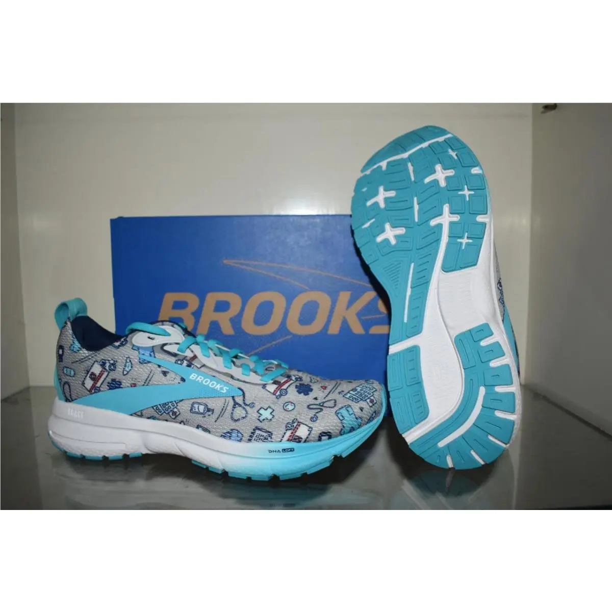 Brooks shoes - Brooks Trace 4 - Trace - 120441 1B 052 - Gray 2