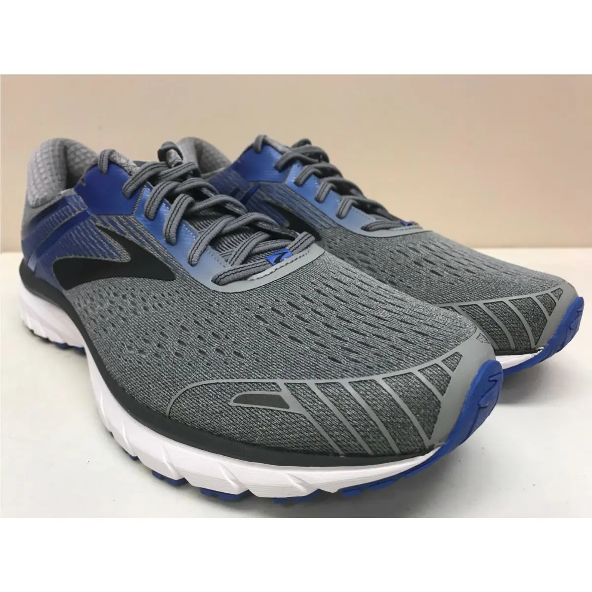 Brooks shoes - Gray 0