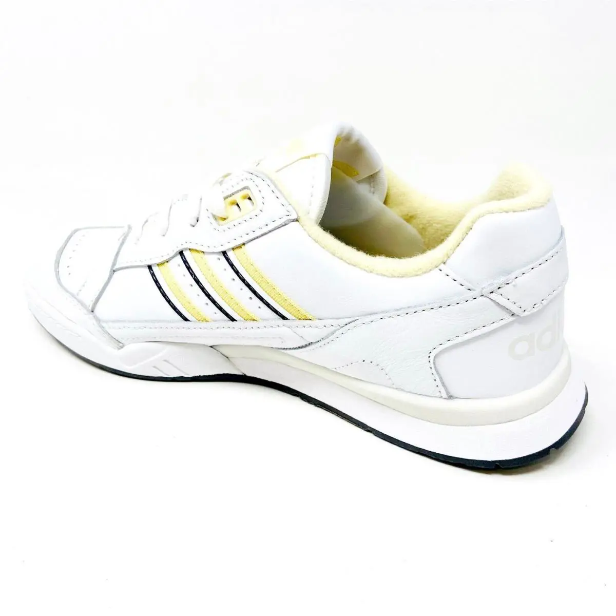 Adidas shoes - adidas A.R. Trainer - Trainer - BD7840 - White 1