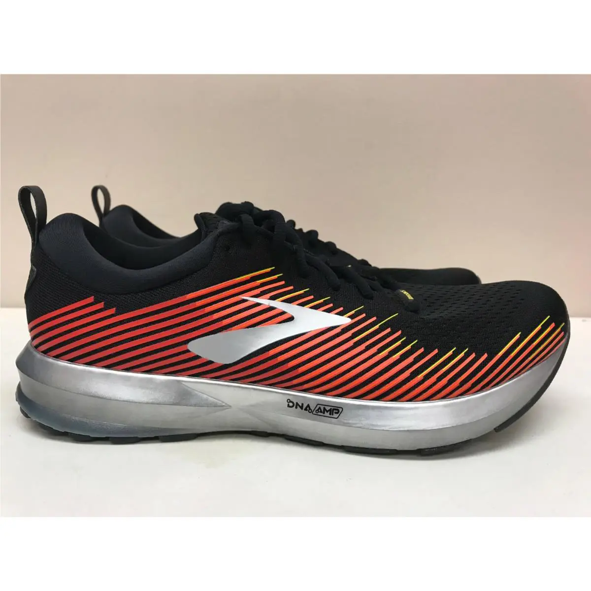 Brooks shoes - Black 2