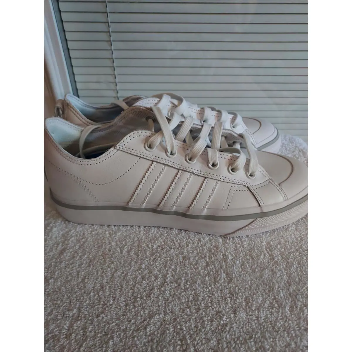 Adidas shoes - White 0