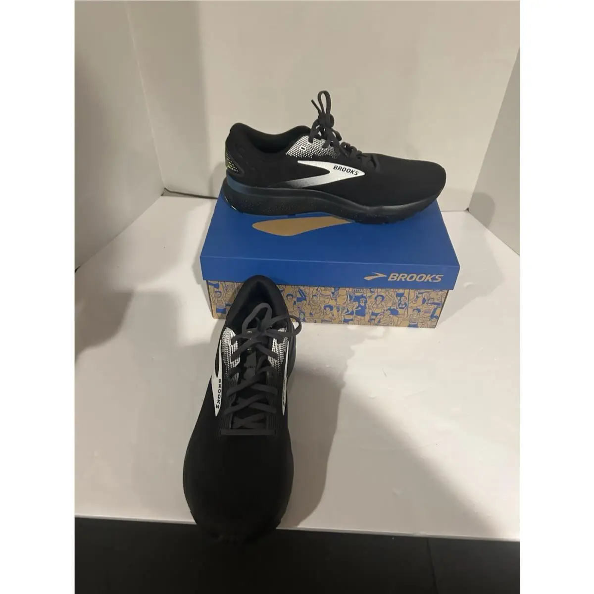 Brooks shoes - Brooks Ghost 16 - Ghost - 1104181D046 - Black/ Blue/ Yellow 0