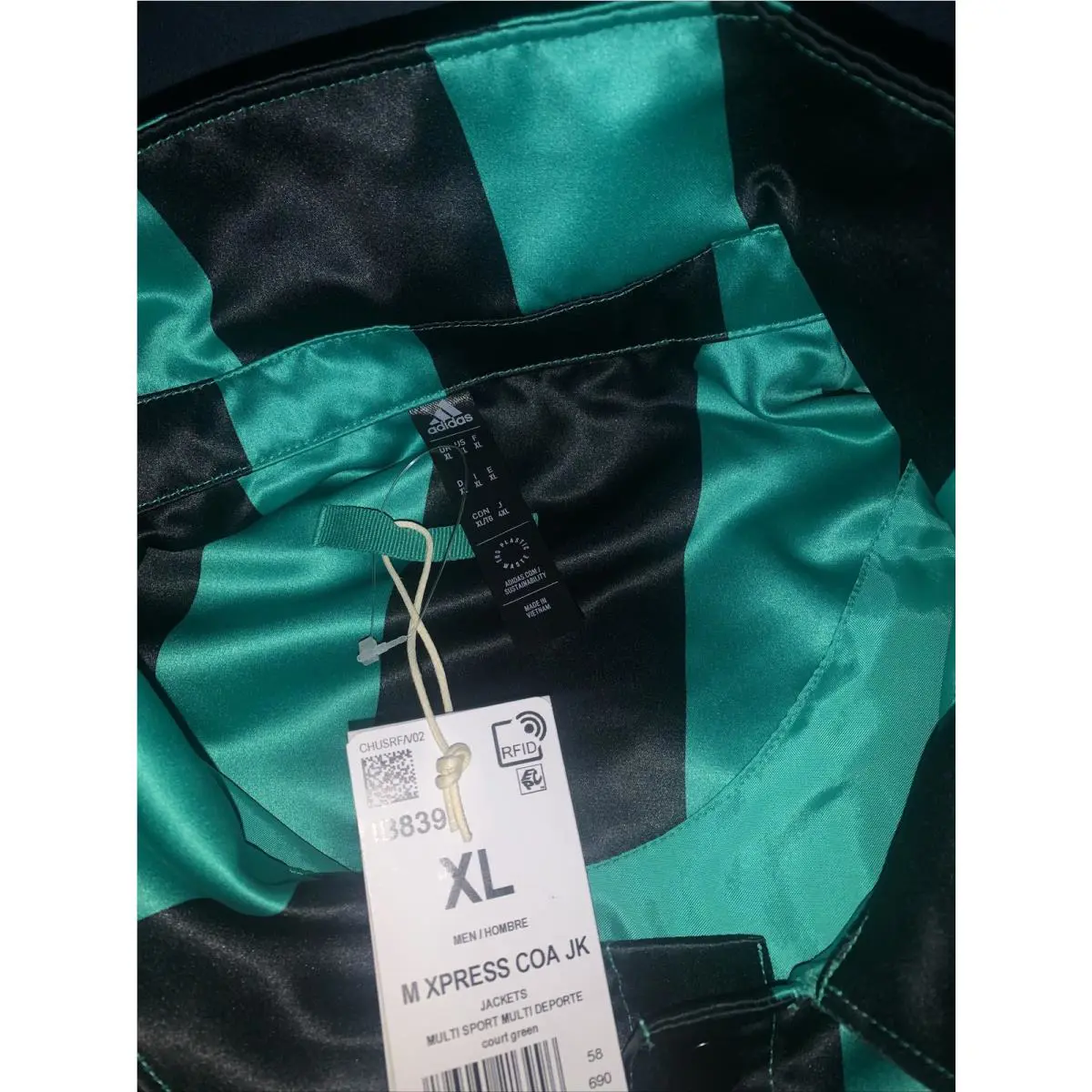 Adidas clothing - Green (UPC: 0196460213996) 5