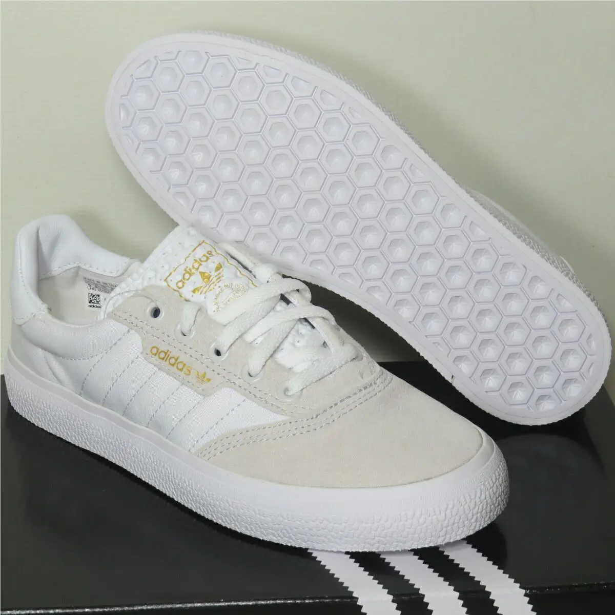 Adidas shoes - Adidas Originals 3MC - Originals - EG2763 - White (UPC: 191531273848) 0