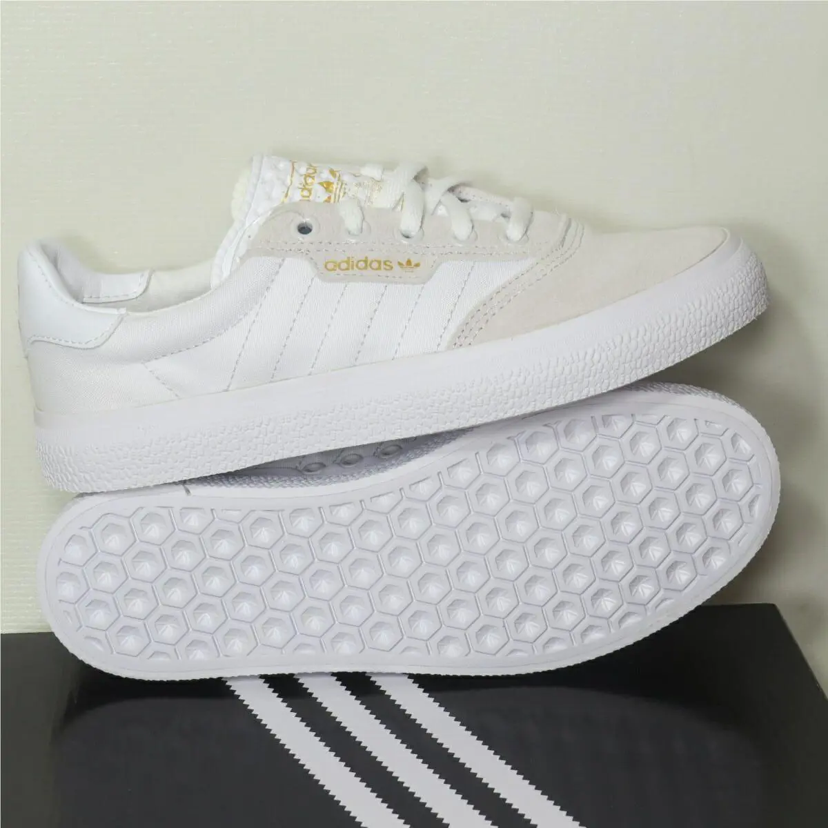 Adidas shoes - Adidas Originals 3MC - Originals - EG2763 - White (UPC: 191531273848) 1