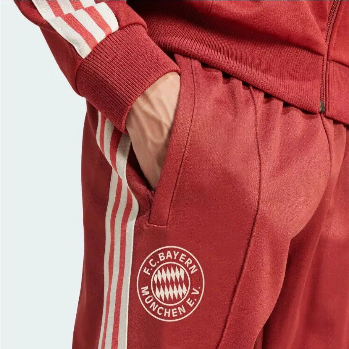 Adidas clothing - adidas FC Bayern - Bayern - Red 4