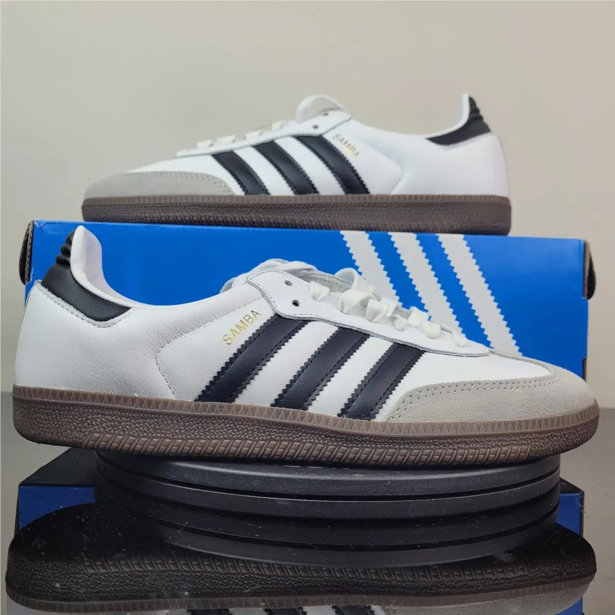 Samba OG Athletic White Black Gum Shoes Sneakers B75806 Men`s Sz 8 by Adidas