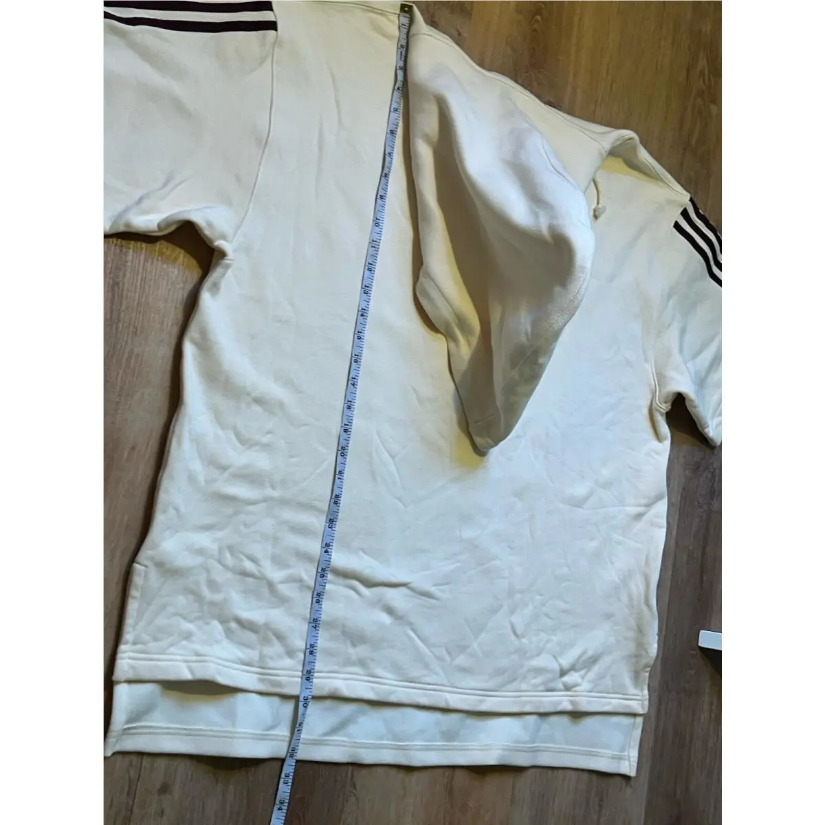 Adidas clothing - Ivory 17