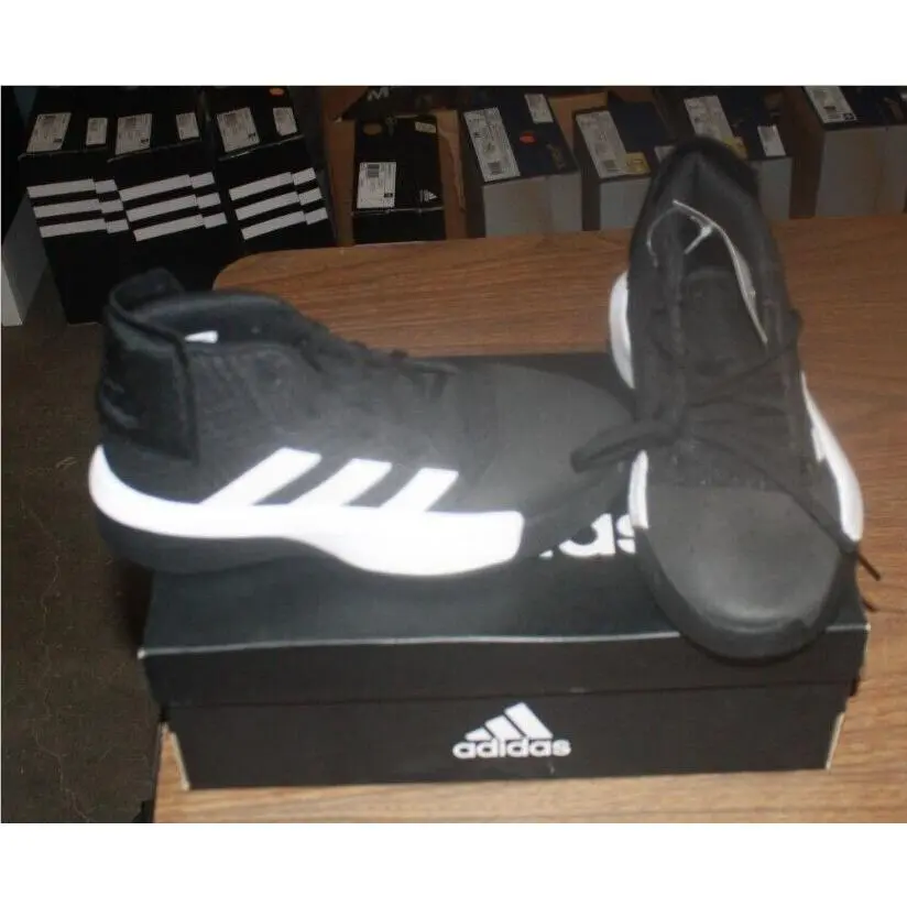Adidas Pro Adversary 2019 BB9123 Youth Size 4 Black/white